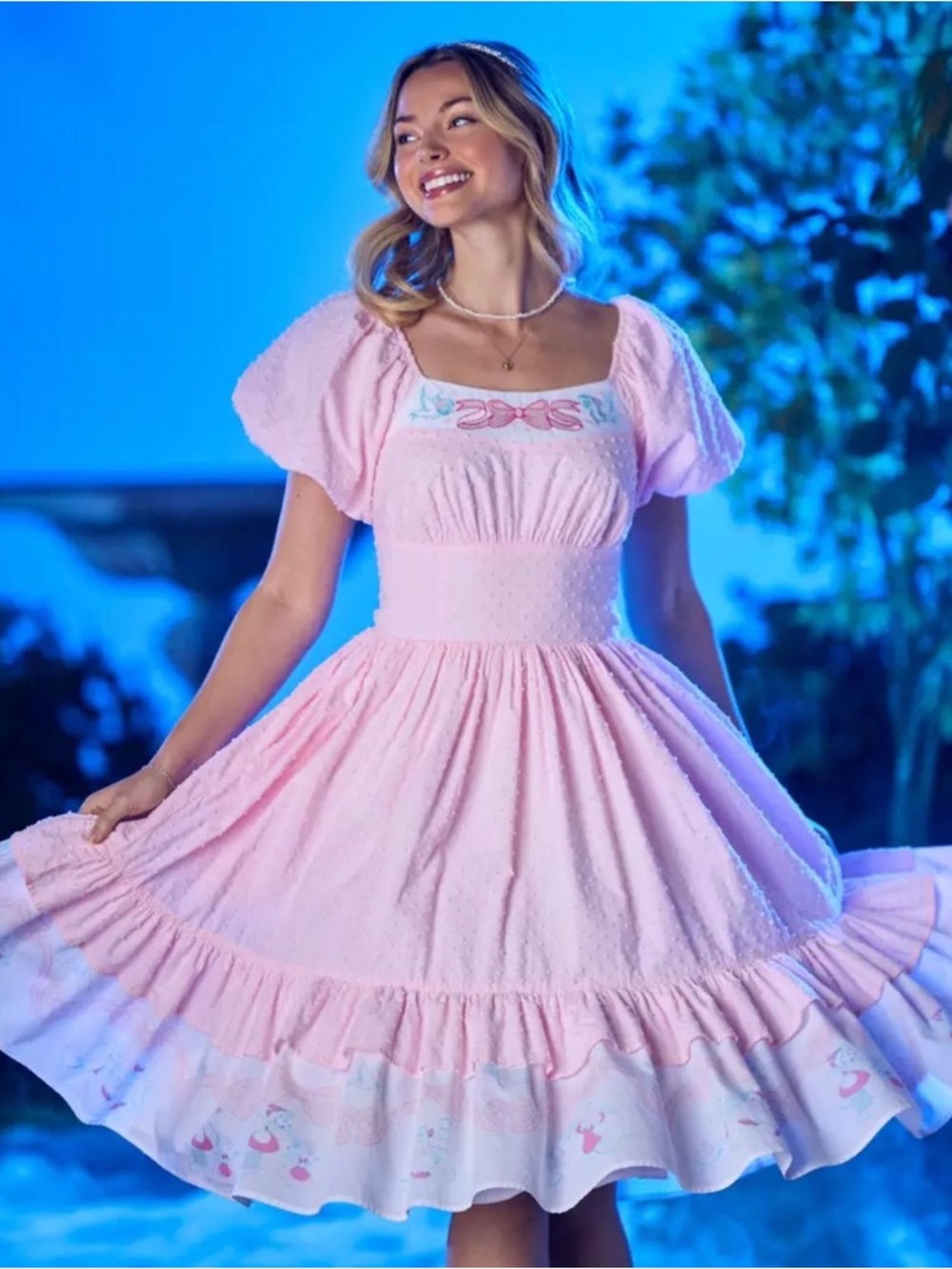Cinderella 75th Anniversary Collection 2025
Cinderella Dress / Disney Dress Shop - Picture 3 of 13